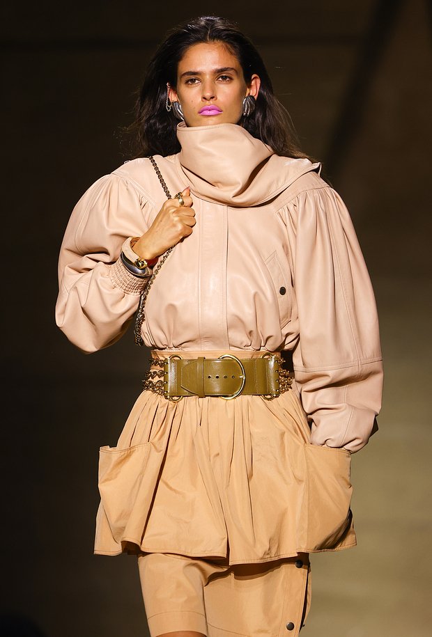 Модный дом Chloé ностальгирует по 80-м в новой коллекции весна/лето 2026