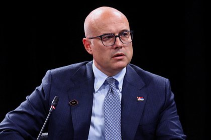 В Сербии возбудили уголовное дело против главы партии Вучича