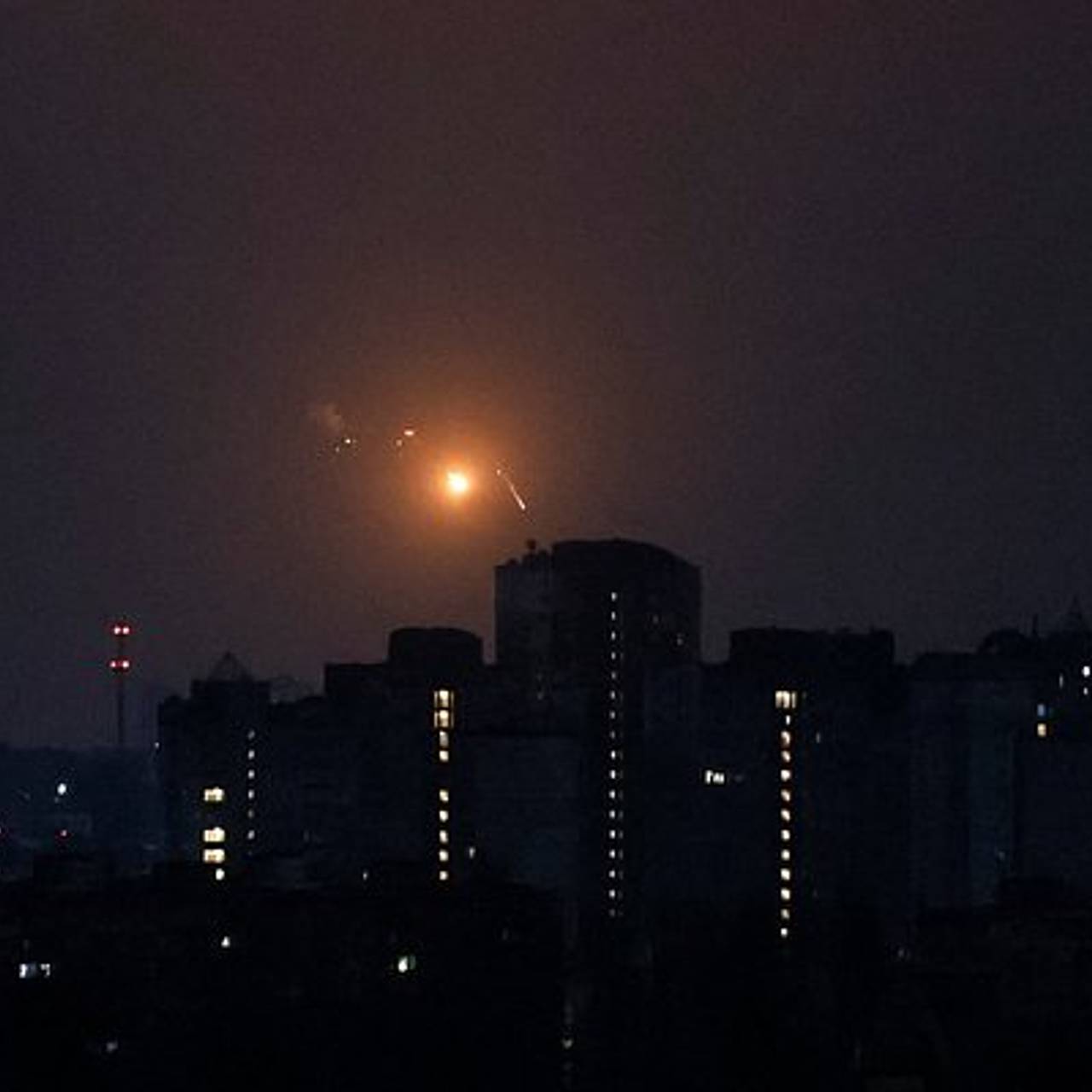 В Киеве прогремели взрывы