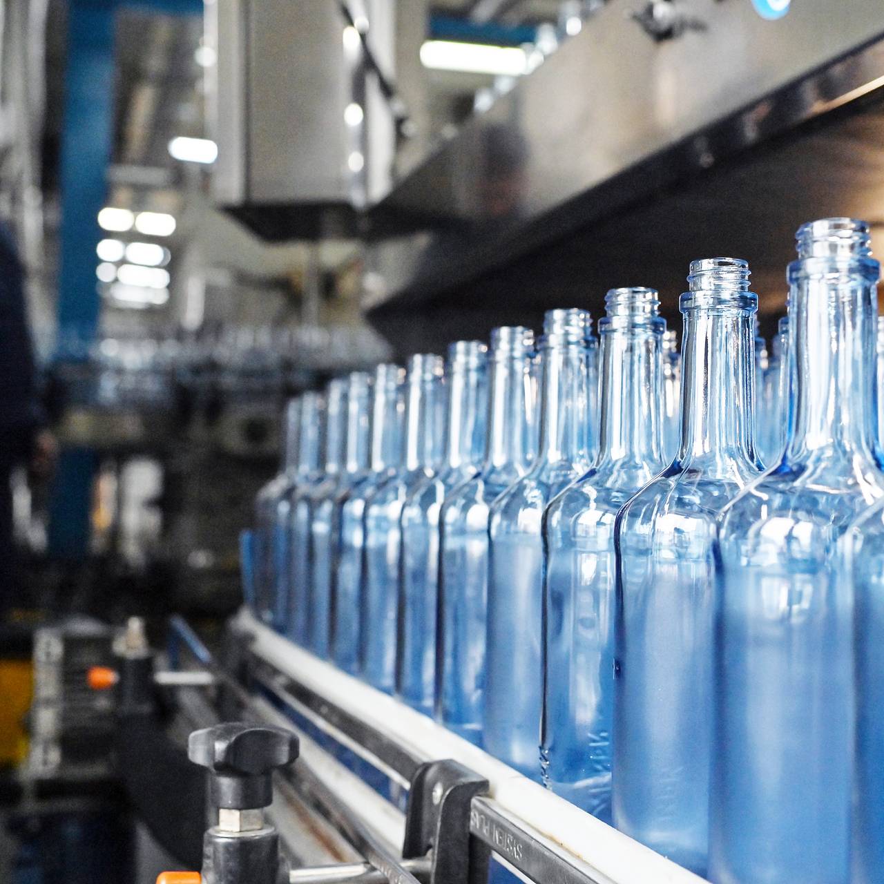 В России обновят ГОСТы на этиловый спирт и булочки