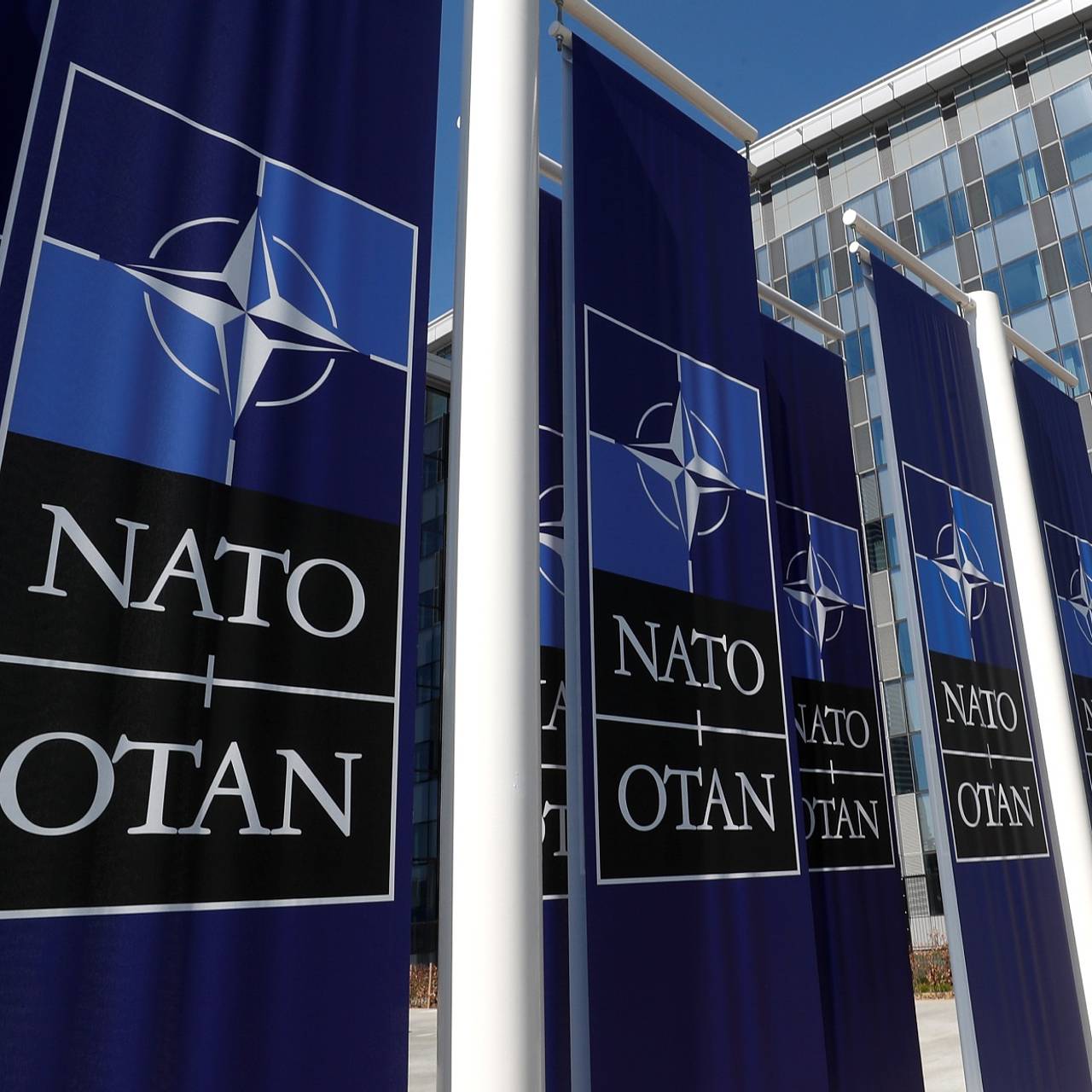 Американскую газету The New York Times высмеяли за незнание расшифровки аббревиатуры НАТО