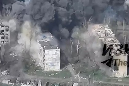 ФАБ-3000 снесла напичканную украинскими дронщиками пятиэтажку