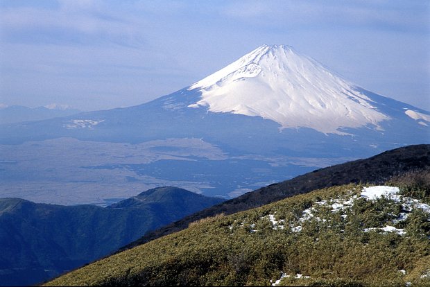 Извержение вулкана Фудзи грозит Токио отключением электричества и выходом из строя генераторов — NHK
