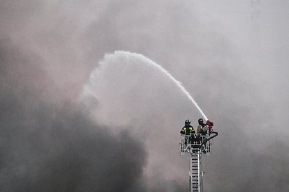 В российском городе вспыхнул крупный торговый центр