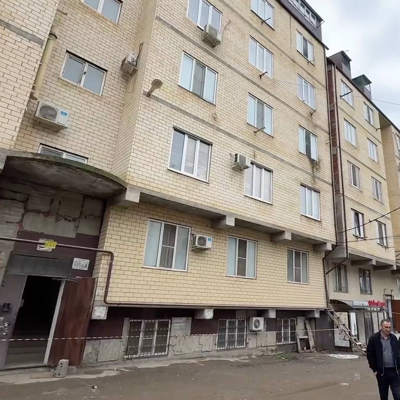 В Махачкале назвали одну из причин разрушения многоэтажного дома после дождей