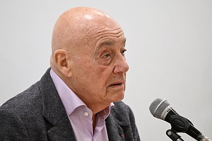 Познер оценил значение Овечкина для российского спорта