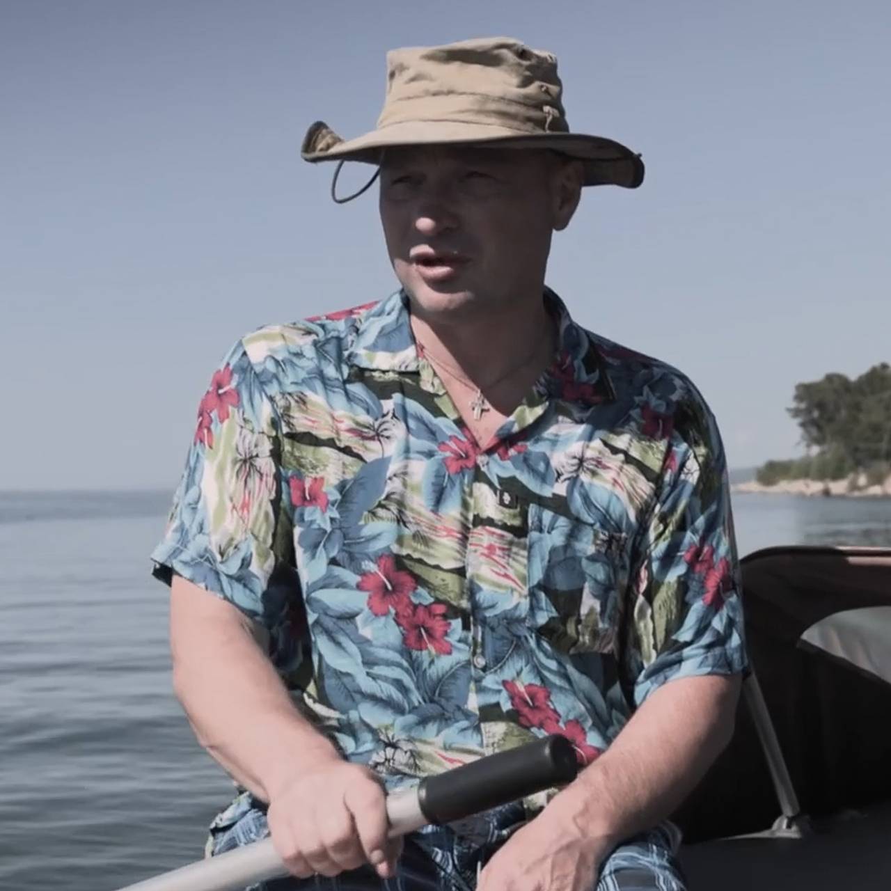 Выжившему после двух месяцев в Охотском море россиянину запросили срок