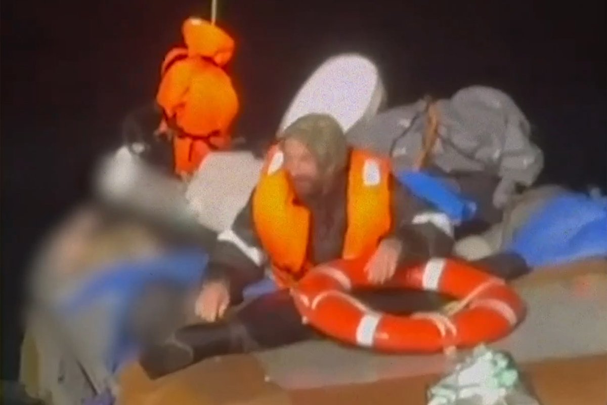 Михаил Пичугин на катамаране в конце дрейфа