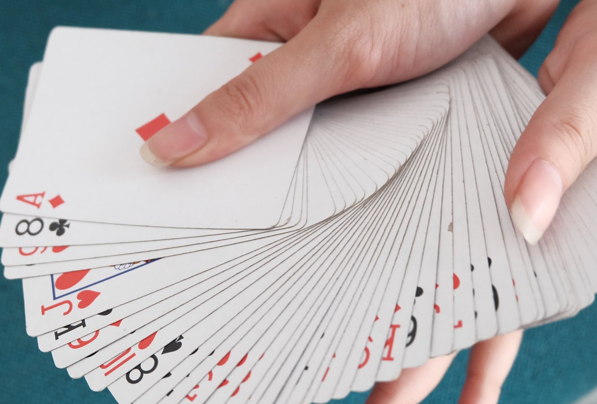 Козел — командная карточная игра, в которую обычно играют вчетвером