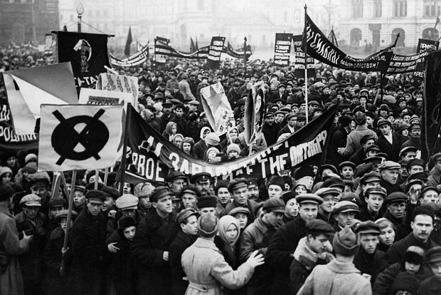 Празднование десятилетия Октябрьской революции