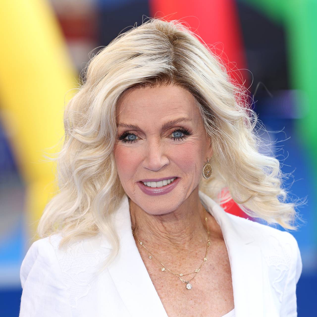 85-летняя актриса ответила на критику внешности перевоплощением в старуху