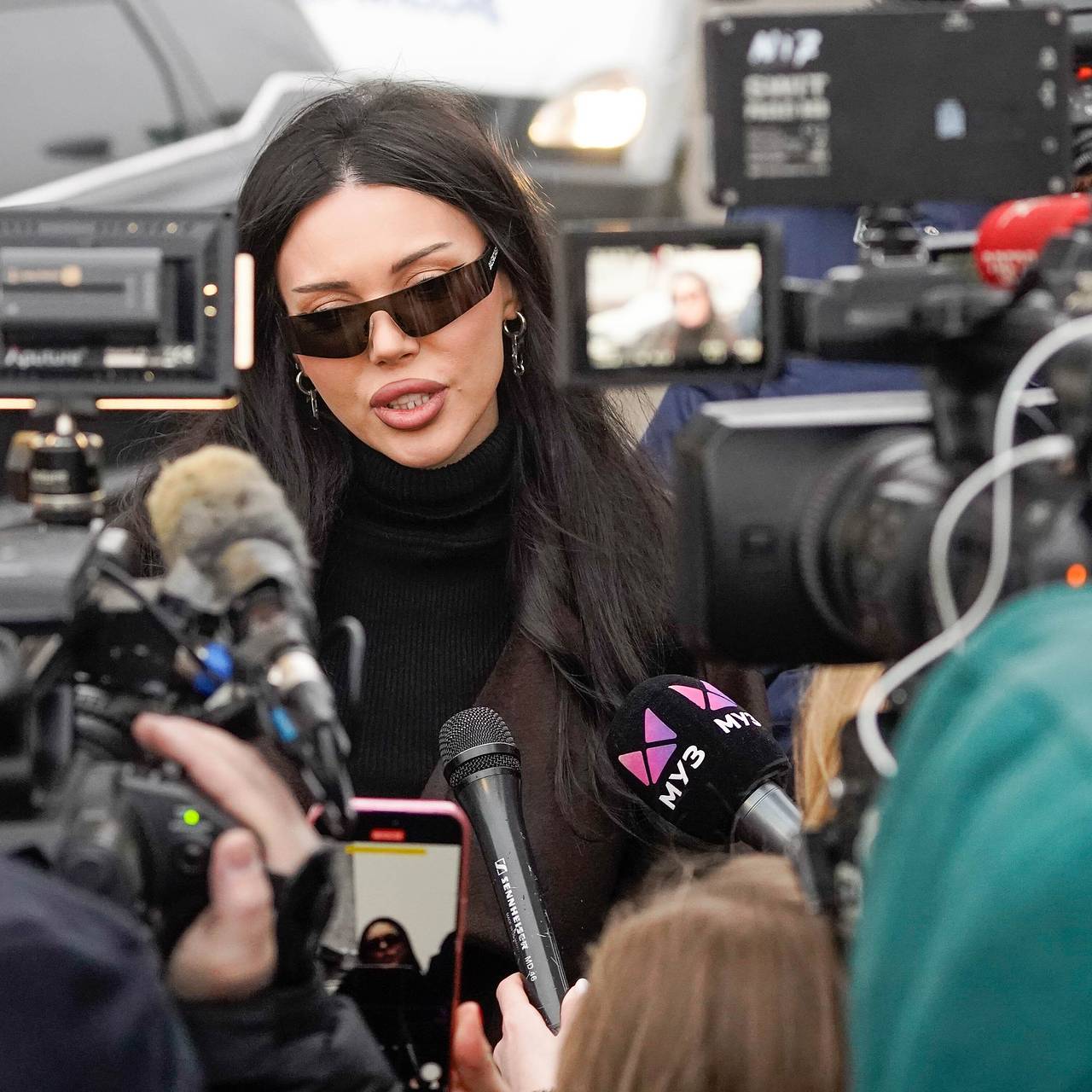 Самойлова назвала себя бездомной