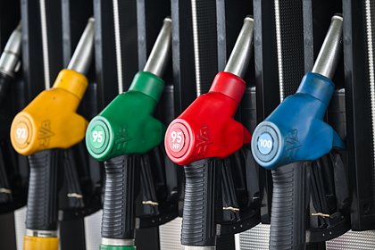 Стало известно о возможных проблемах с бензином в России