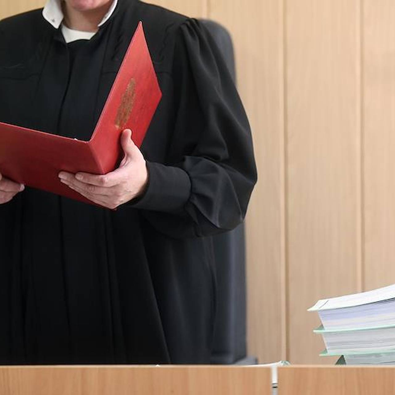 Российский министр ответит за преступления на другом министерском посту