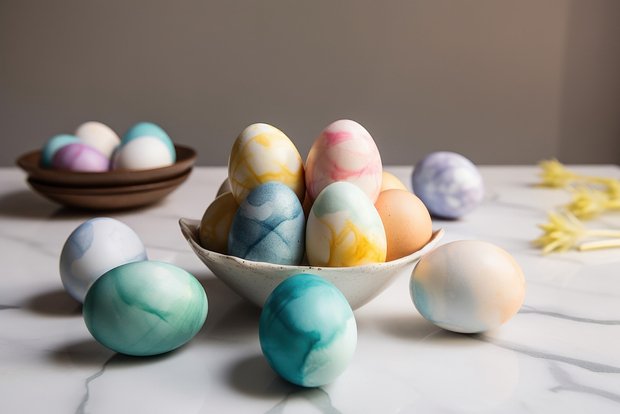 Пищевая сода хороша для покраски яиц, так как позволяет создать разные эффекты