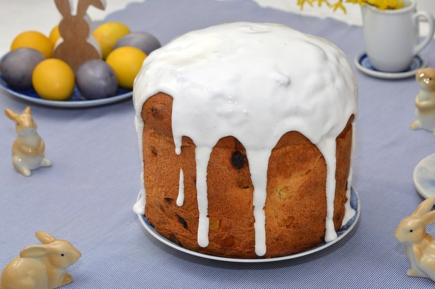 Александрийский кулич впервые был испечен придворным кондитером императора Александра III в XIX веке