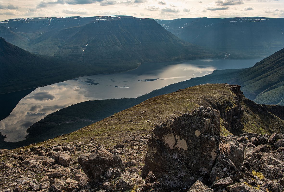 Плато Путорана — второе по величине базальтовое плато в мире, природный феномен исключительной красоты