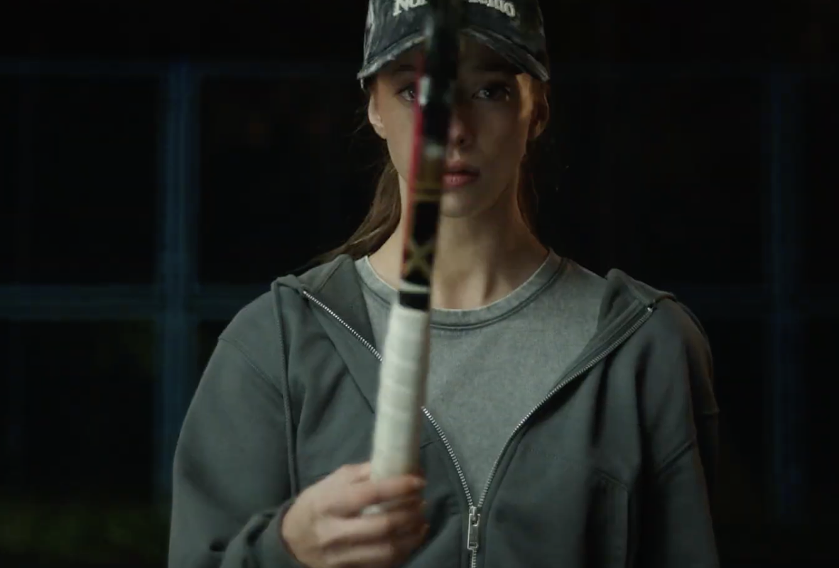 Полина Гухман в роли теннисистки Кати