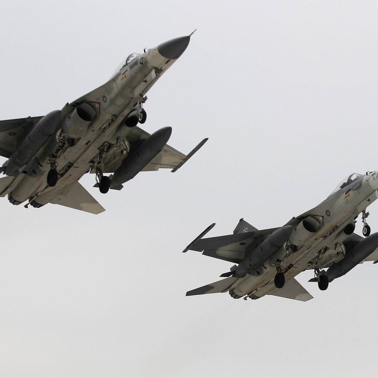 ВВС Израиля продолжили удары по Ирану вопреки соглашению о прекращении огня