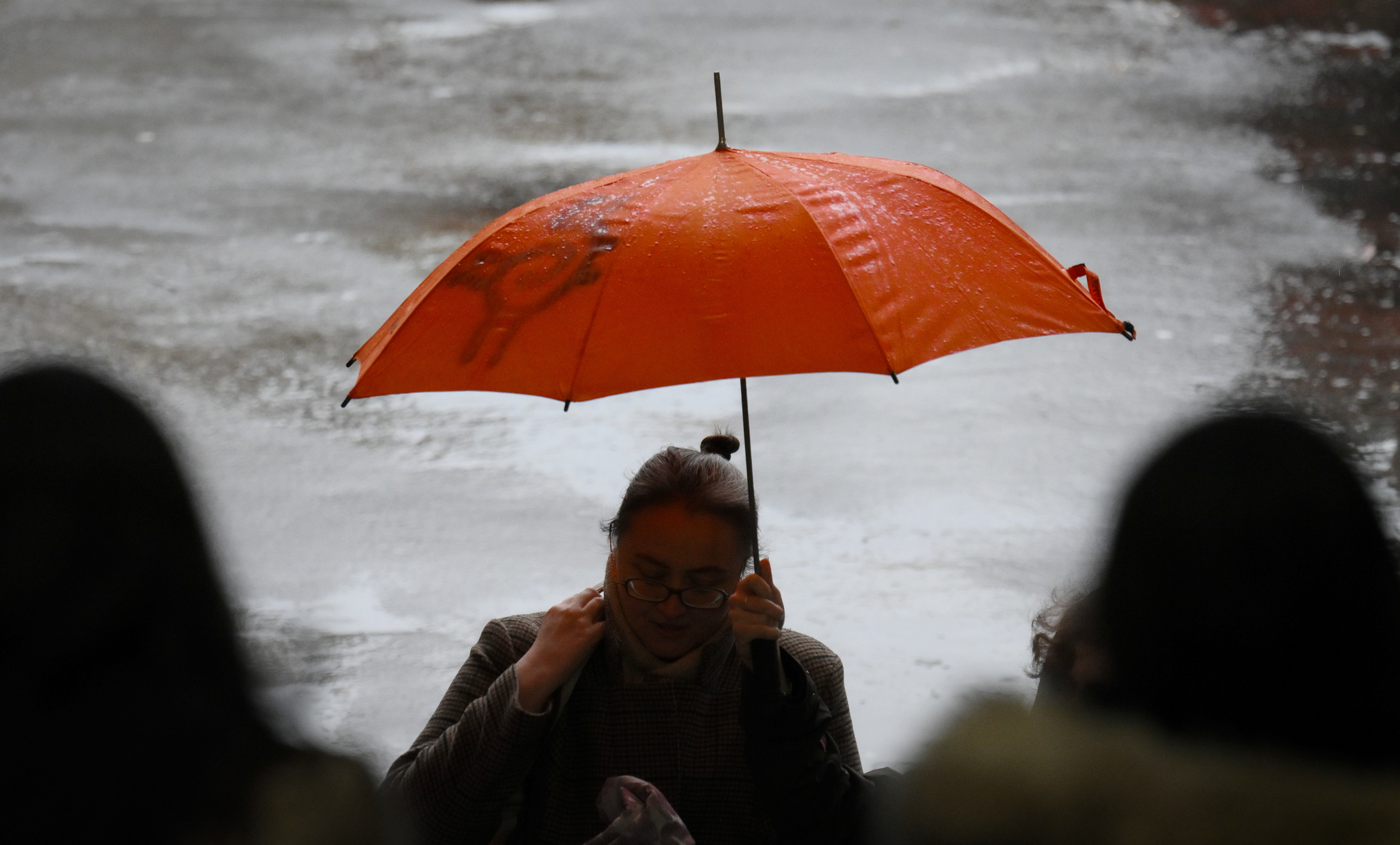 Сильные ливни обрушатся на несколько регионов России