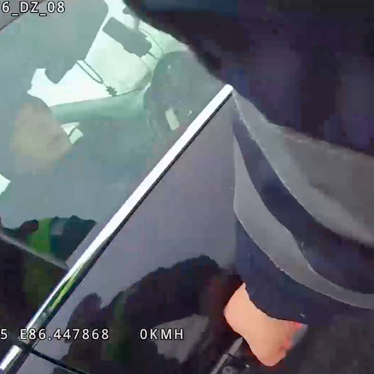 С вопросом &laquo;че вы гонитесь?&raquo; попал на видео спровоцировавший стрельбу на российской трассе