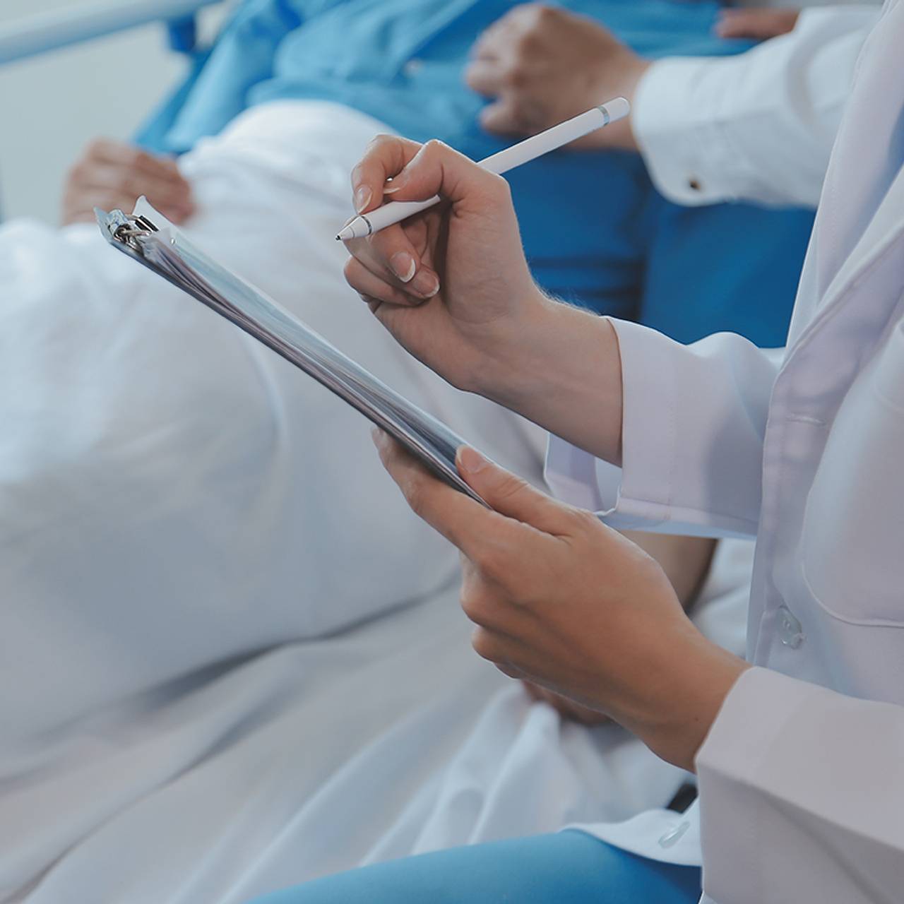 Женщина дважды заболела раком из-за одной вредной привычки