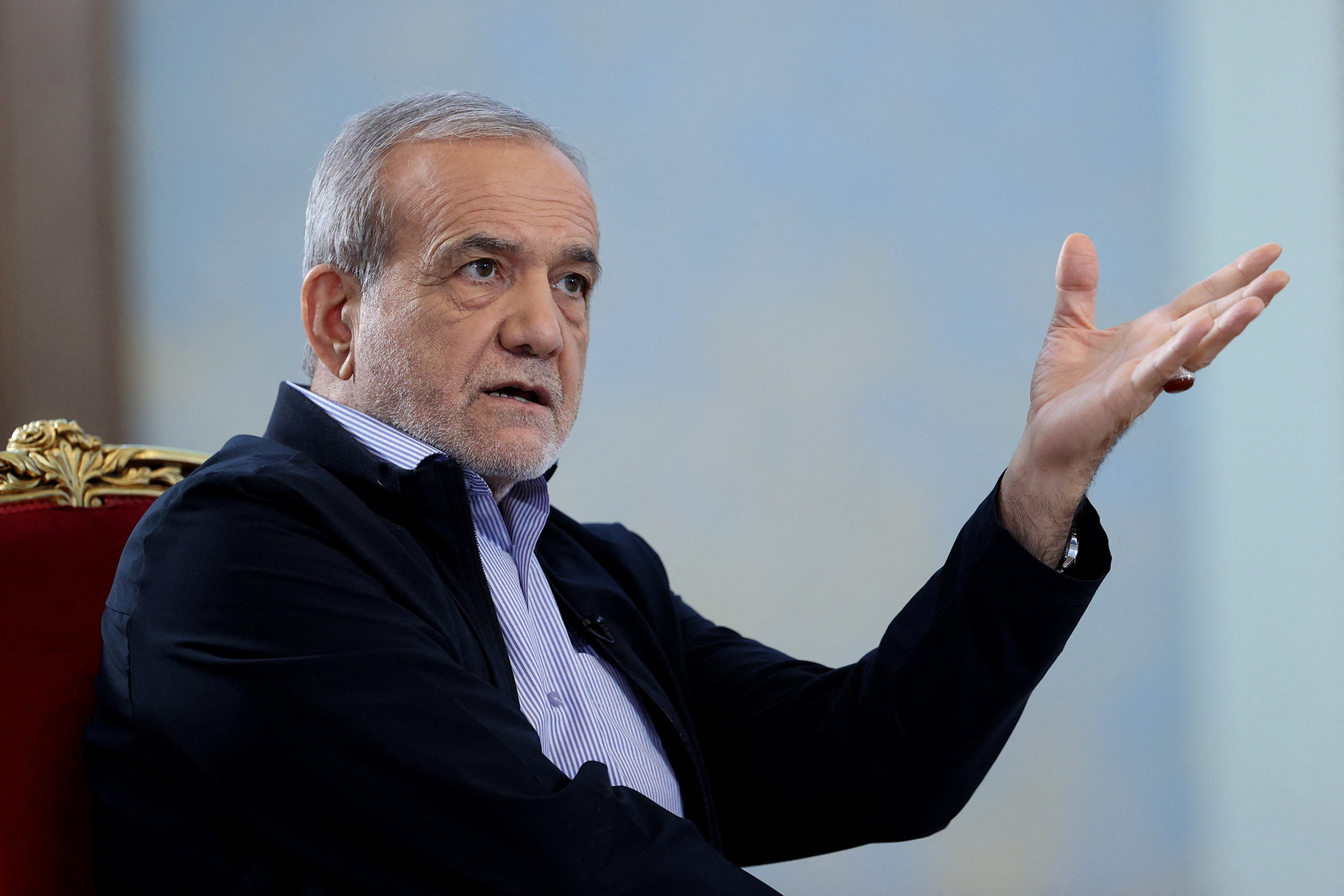 Президент Ирана прокомментировал перемирие с США