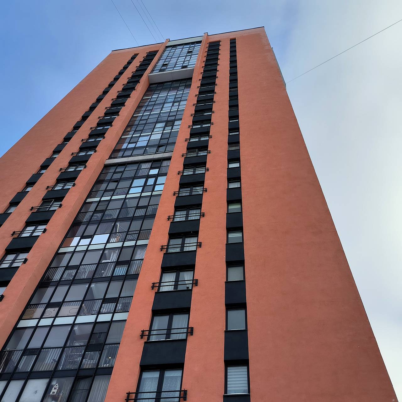 Жители российского города пожаловались на массовые падения при попытке выйти на улицу