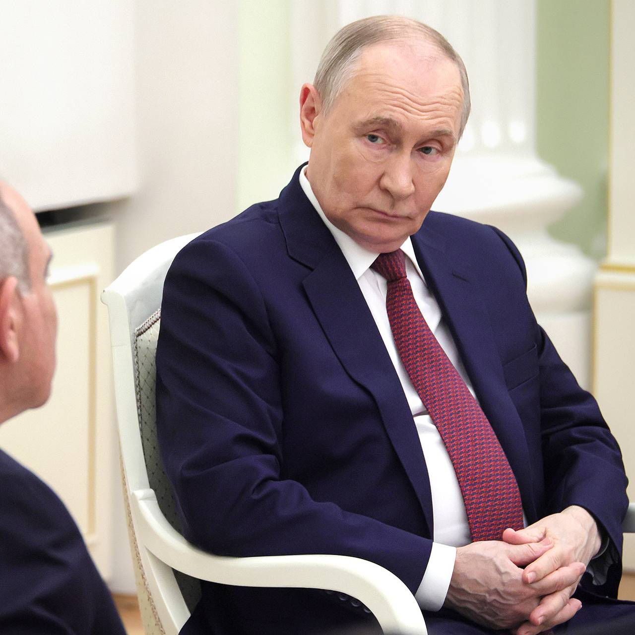 &laquo;Состоялся жесткий разговор&raquo;. Путин и Пашинян побеседовали за закрытыми дверьми после встречи. Чем это закончилось?