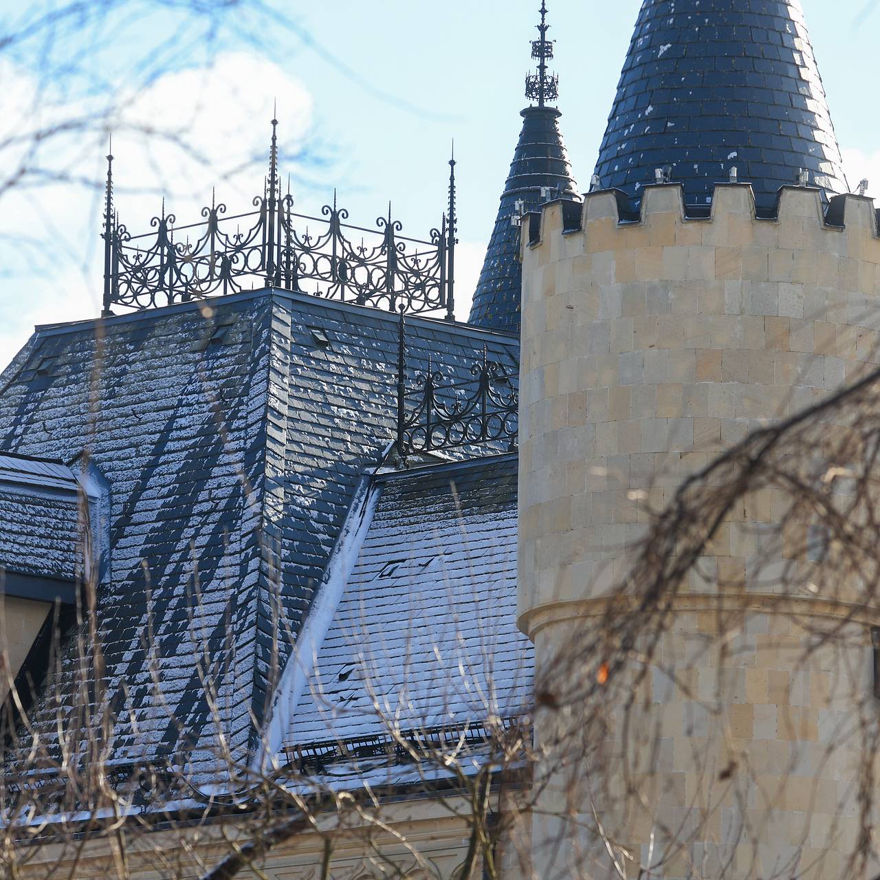 Расходы Пугачевой на содержание замка в Грязи оценили