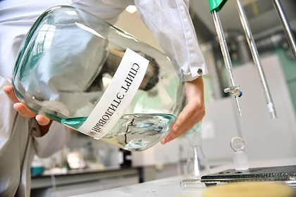 Крупнейший нелегальный производитель спирта в России решил обанкротиться