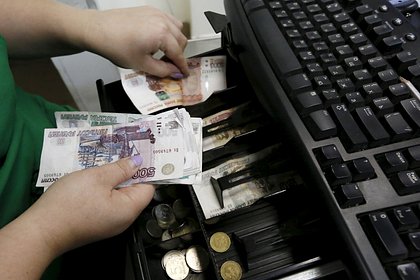 Названы первоочередные товары для &laquo;российской полки&raquo;