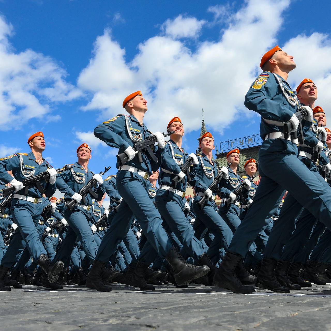 https://icdn.lenta.ru/images/2026/04/09/09/20260409093011782/square_1280_8b91752426538d56cd4f7a71eecae93f.jpg
