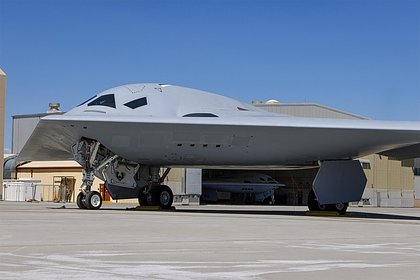 Необычный элемент стелс-бомбардировщика B-2 показали на фото