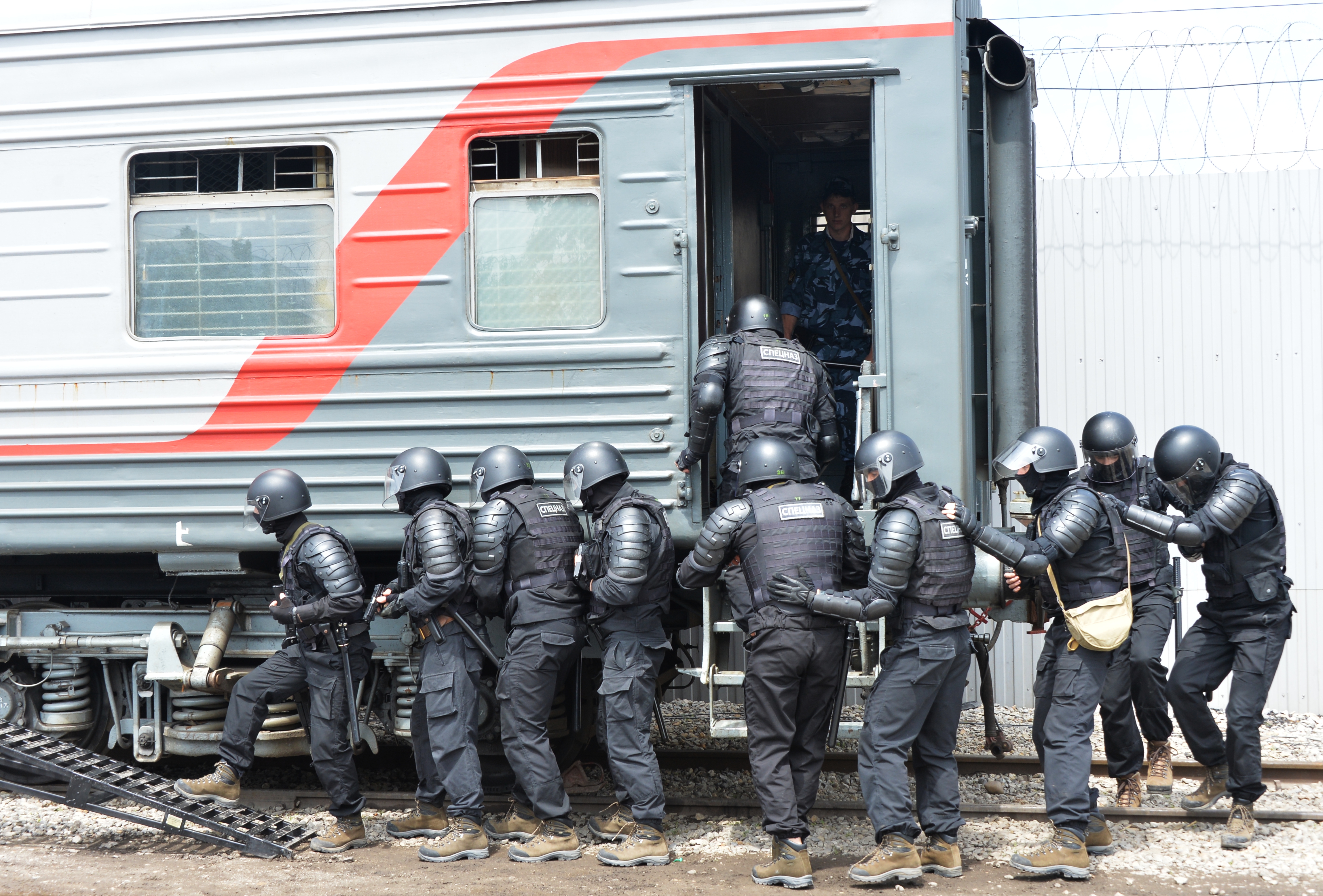 Шестеро&nbsp; беглецов из поезда в Чувашии оказались дезертирами