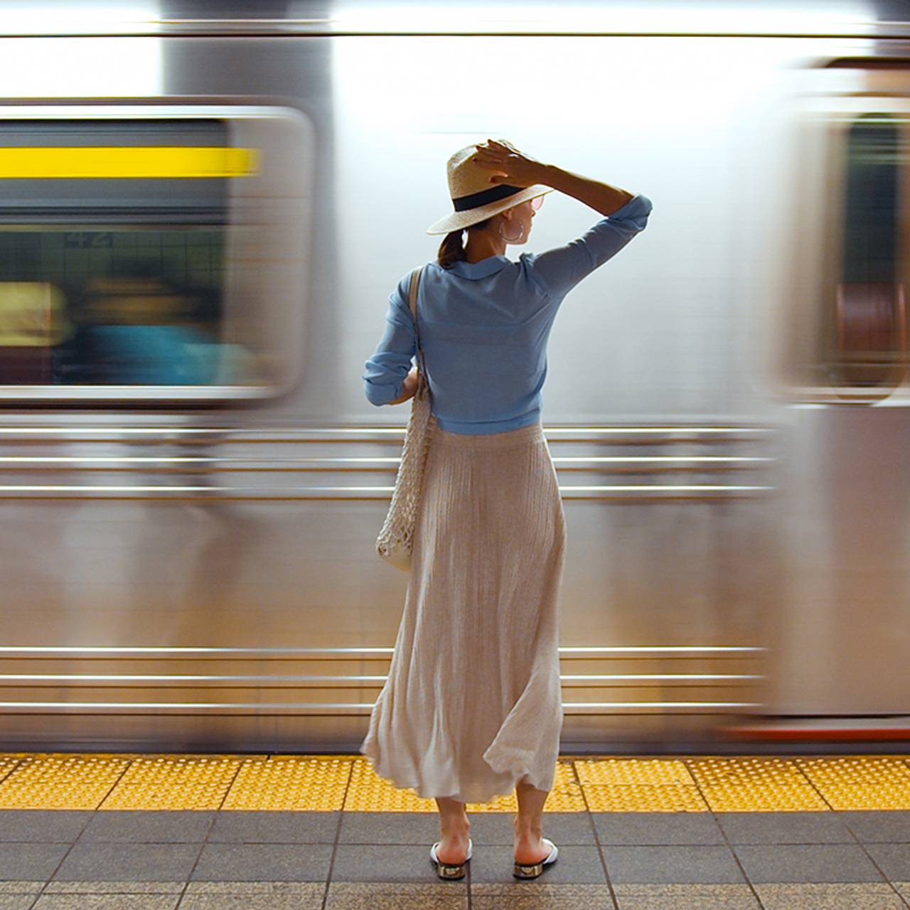 Стилист назвала признаки безвкусно одетого человека