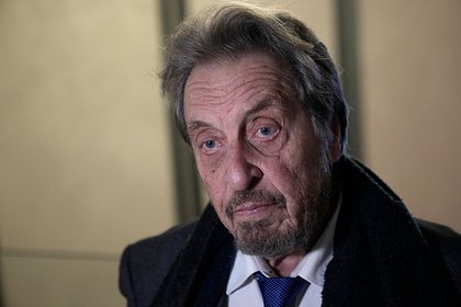 Отец Илона Маска рассказал о тайных поездках сына в другие страны