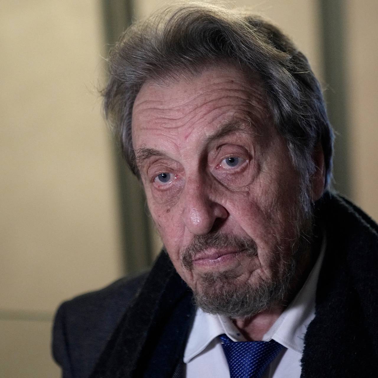 Отец Илона Маска рассказал о тайных поездках сына в другие страны