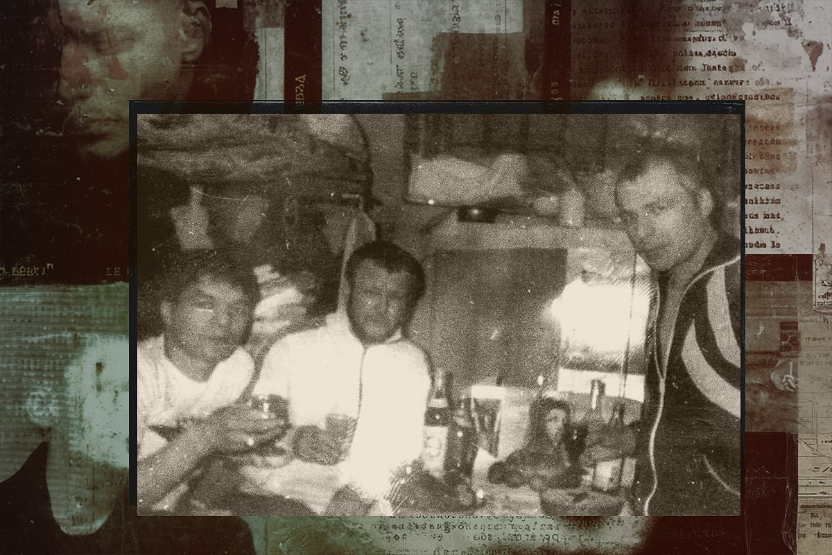 Слева направо: Эдик Башкиренок, воры в законе Вячеслав Иваньков (Япончик) и Темури Габуния (Тимур Ванский). Тюрьма СТ-2, Тулун (Иркутская область), 1991 год