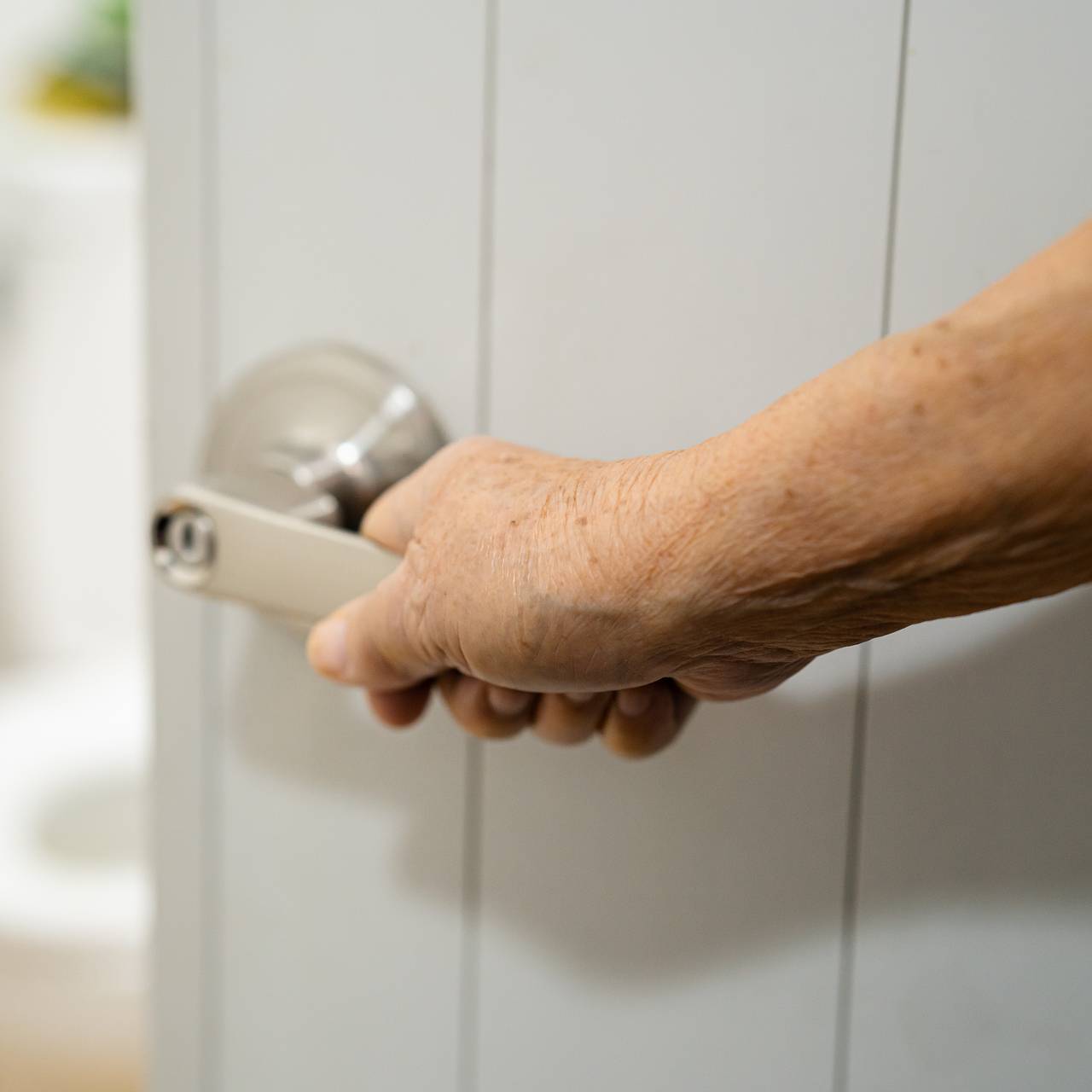 Россиянам подсказали способ избавиться от запоров за три простых шага