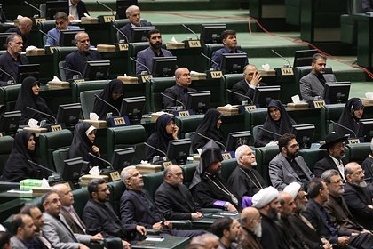 Иранский министр выступил с грозным предупреждением США и Израилю