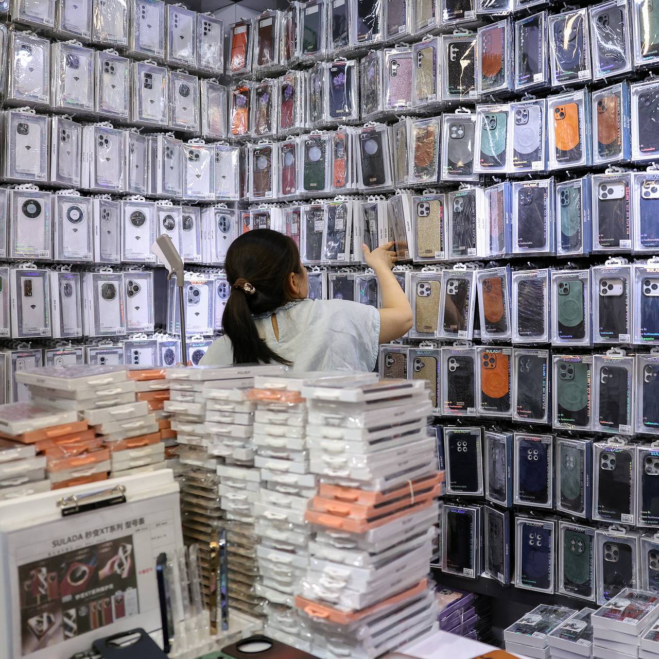 Рынок смартфонов упал