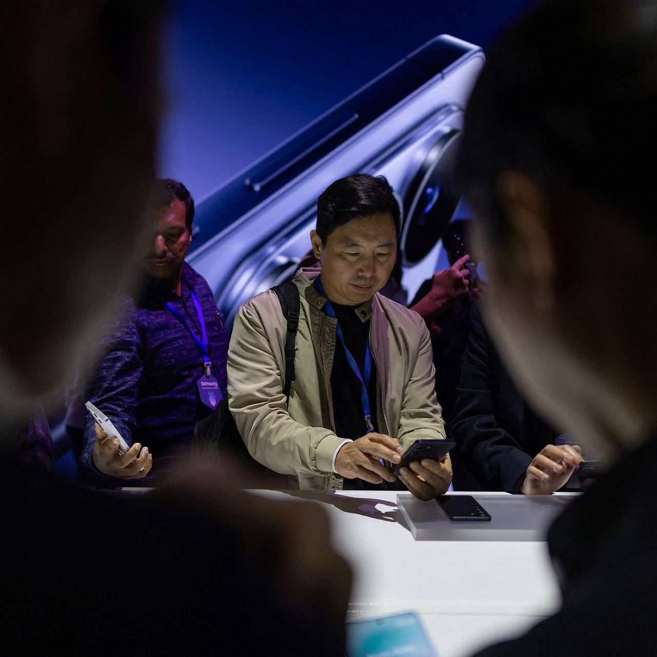 Назван самый популярный смартфон Samsung