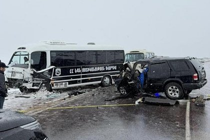 Сопровождавший соратников Пашиняна автобус попал в ДТП с летальным исходом