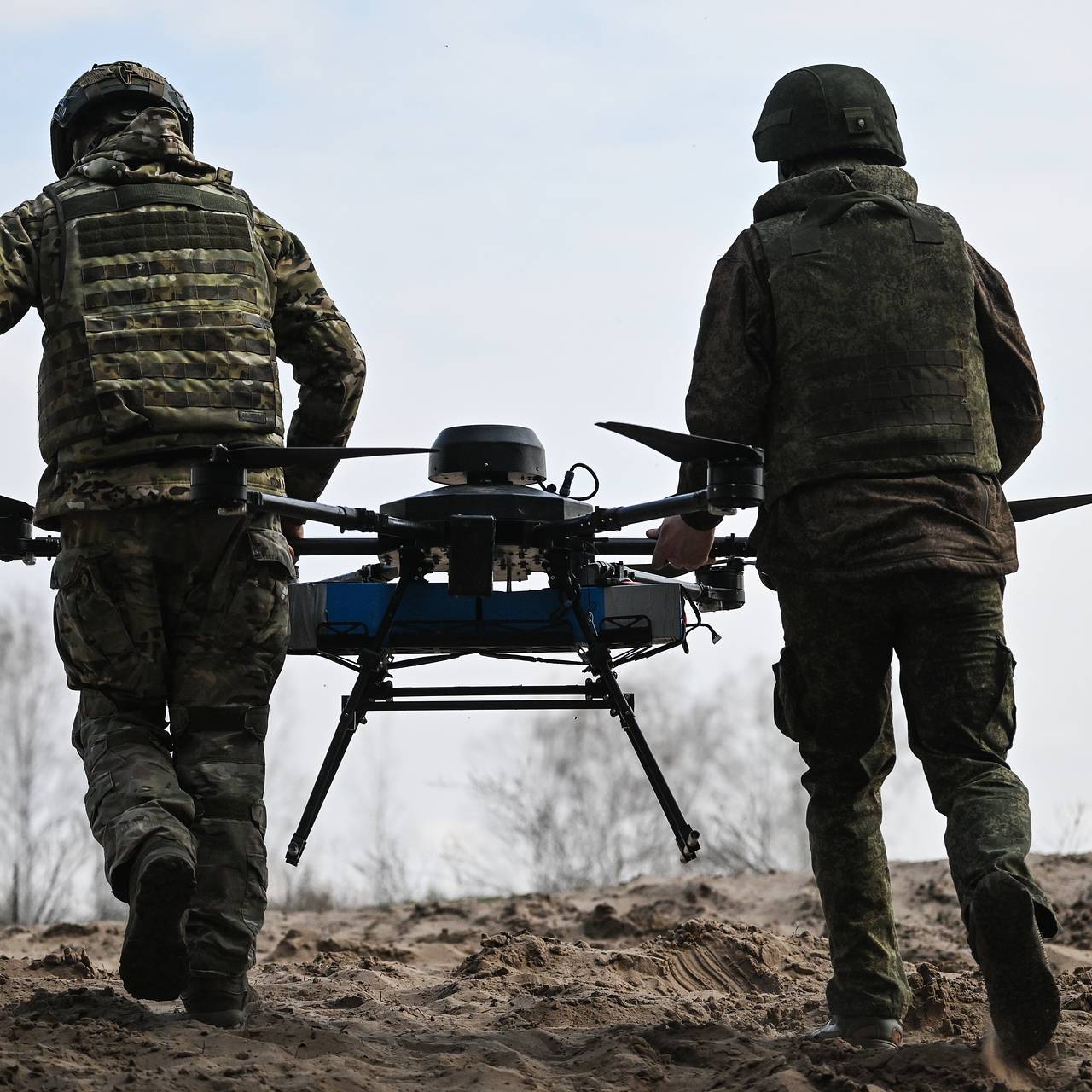 Военнослужащие ВС РФ в зоне СВО. Фото: Станислав Красильников / РИА Новости