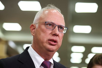 Дмитриев пригласил иностранцев в Россию и устроил обмен мемами