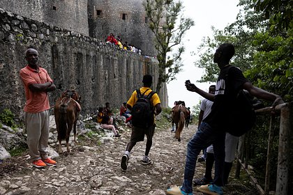 В давке на объекте всемирного наследия ЮНЕСКО погибли туристы
