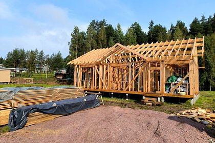 Молодая семья обвинила власти в попытке поднять цену льготной земли в 20 раз