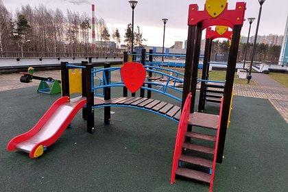 Ребенок нашел петарду рядом со школой и остался без пальцев