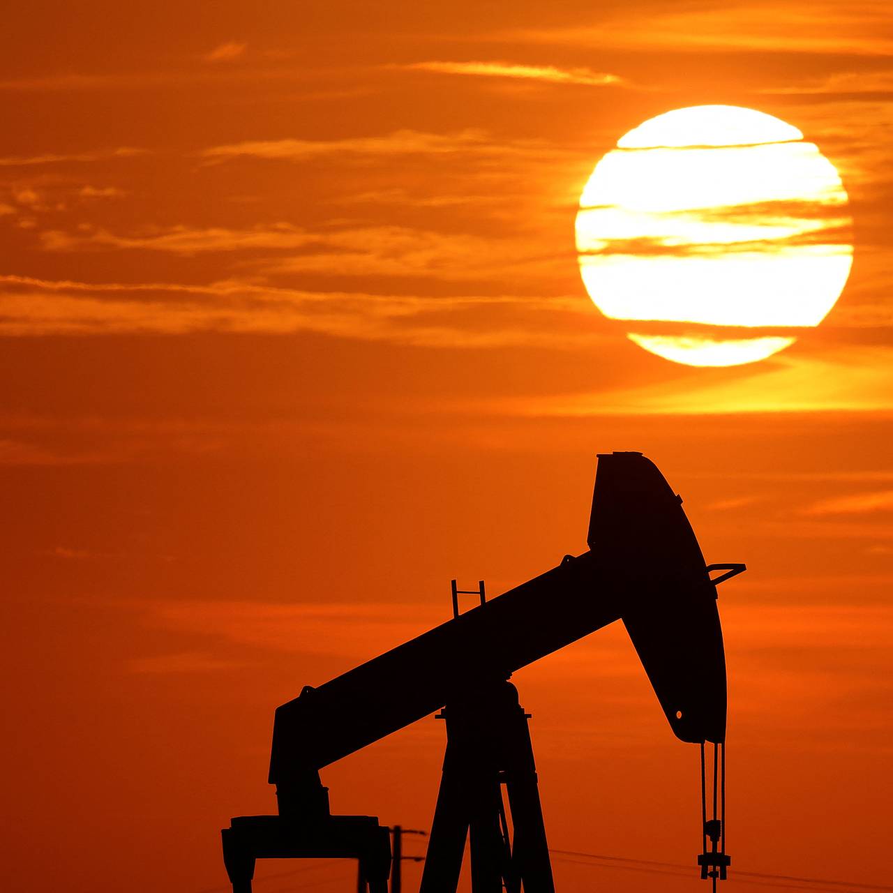 Китаю спрогнозировали обрушение поставок нефти с Ближнего Востока